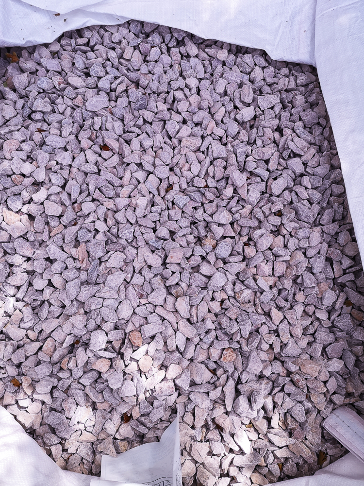 Devon Pink 14mm Chippings