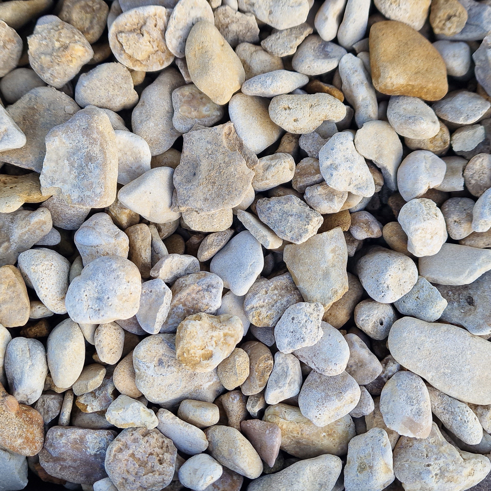 South Cerney 10-20mm Decorative Gravel