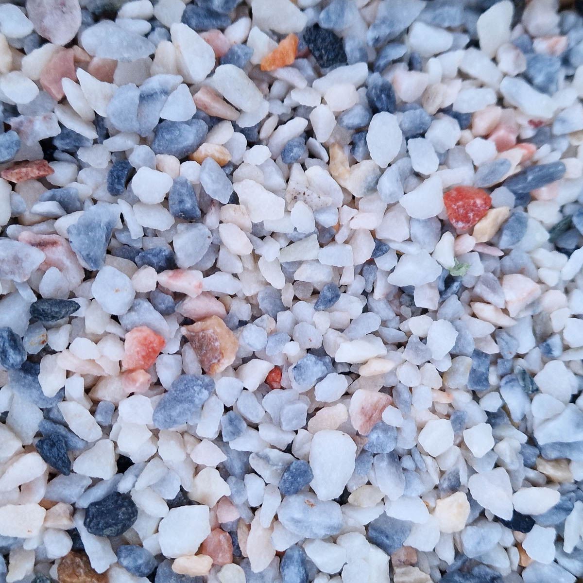 Alpine Flamingo Chippings Close Up