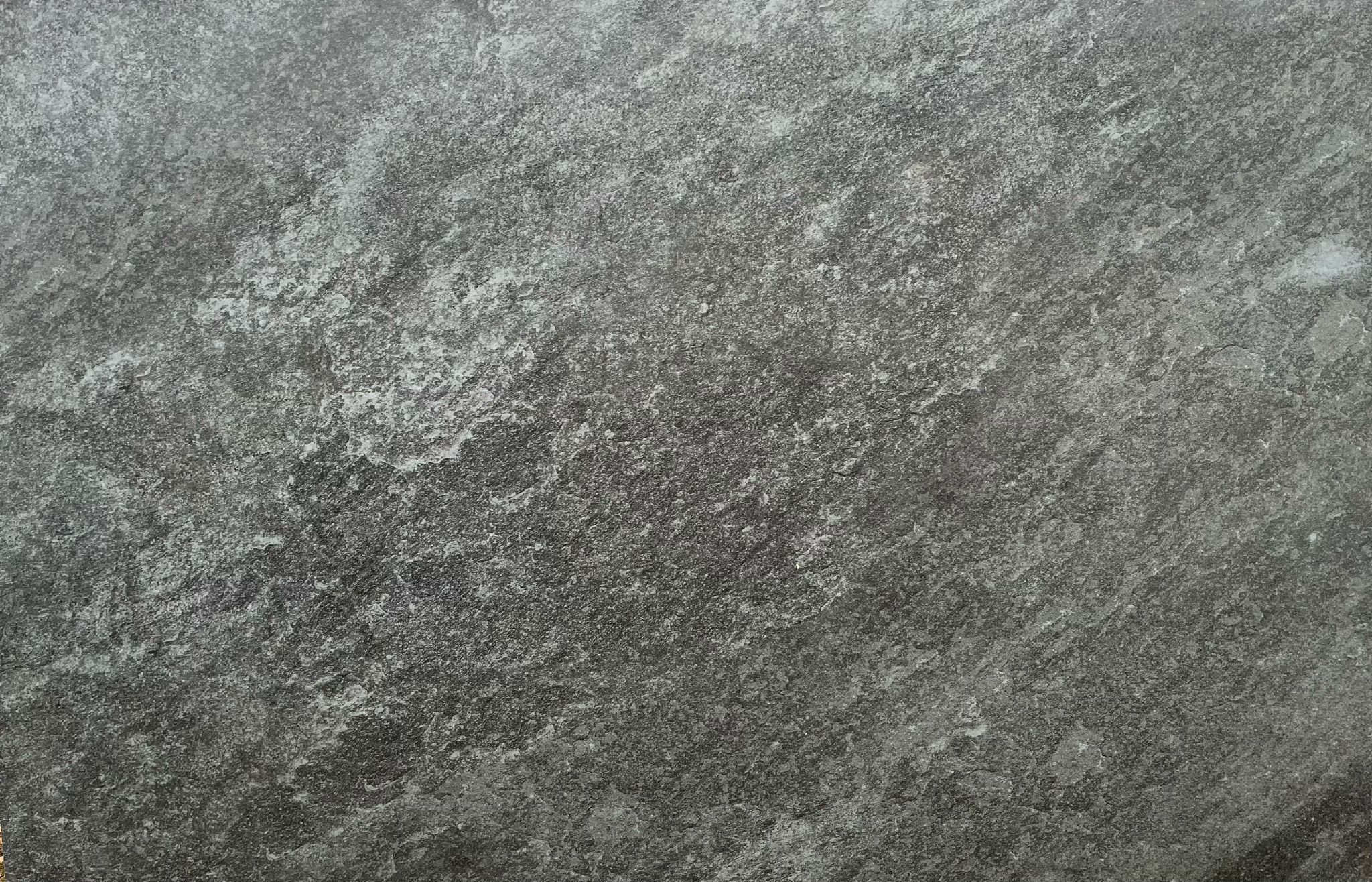 Quartz Black Porcelain 900 x 600